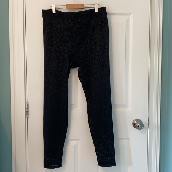 Fabletics High-Waisted Leopard Mesh Leggings - Picture 2 of 5